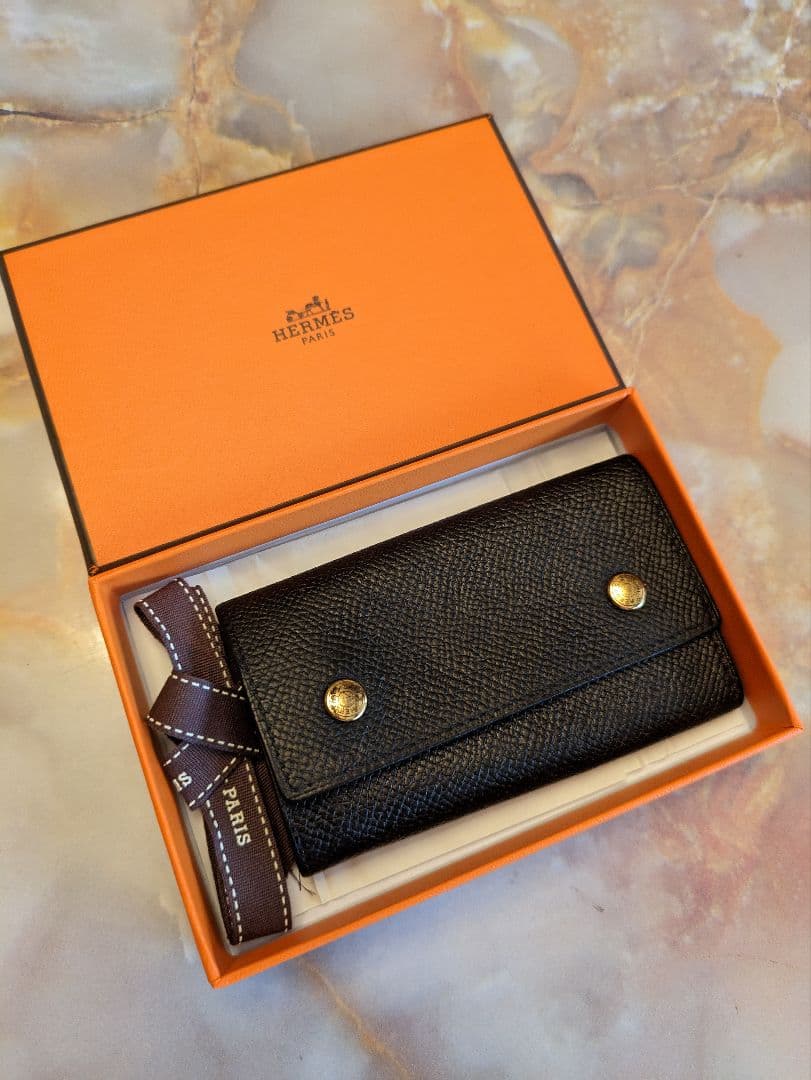 HERMES セリエキーケース　ゴールド金具　黒×赤　□L刻印　直営店購入