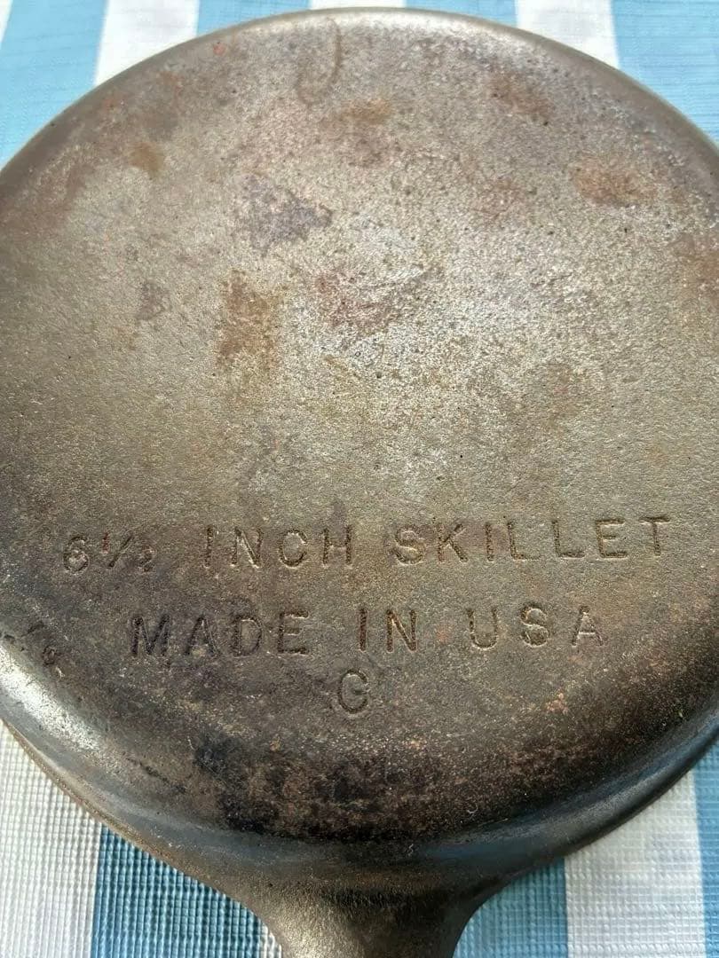 6.5インチ鋳鉄スキレット　made in USA