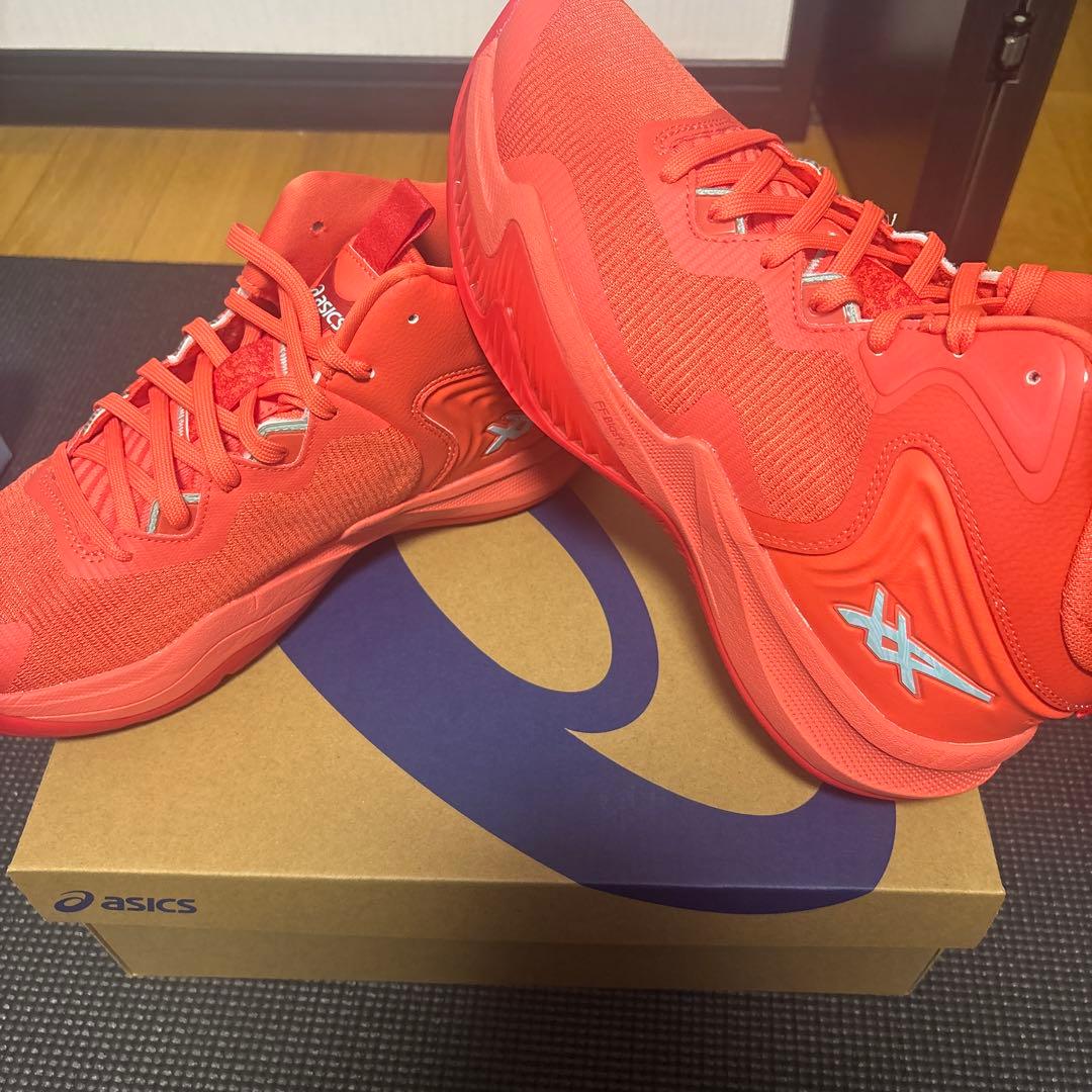 ピ*ツ様 ASICS バスケットボールシューズ オレンジ