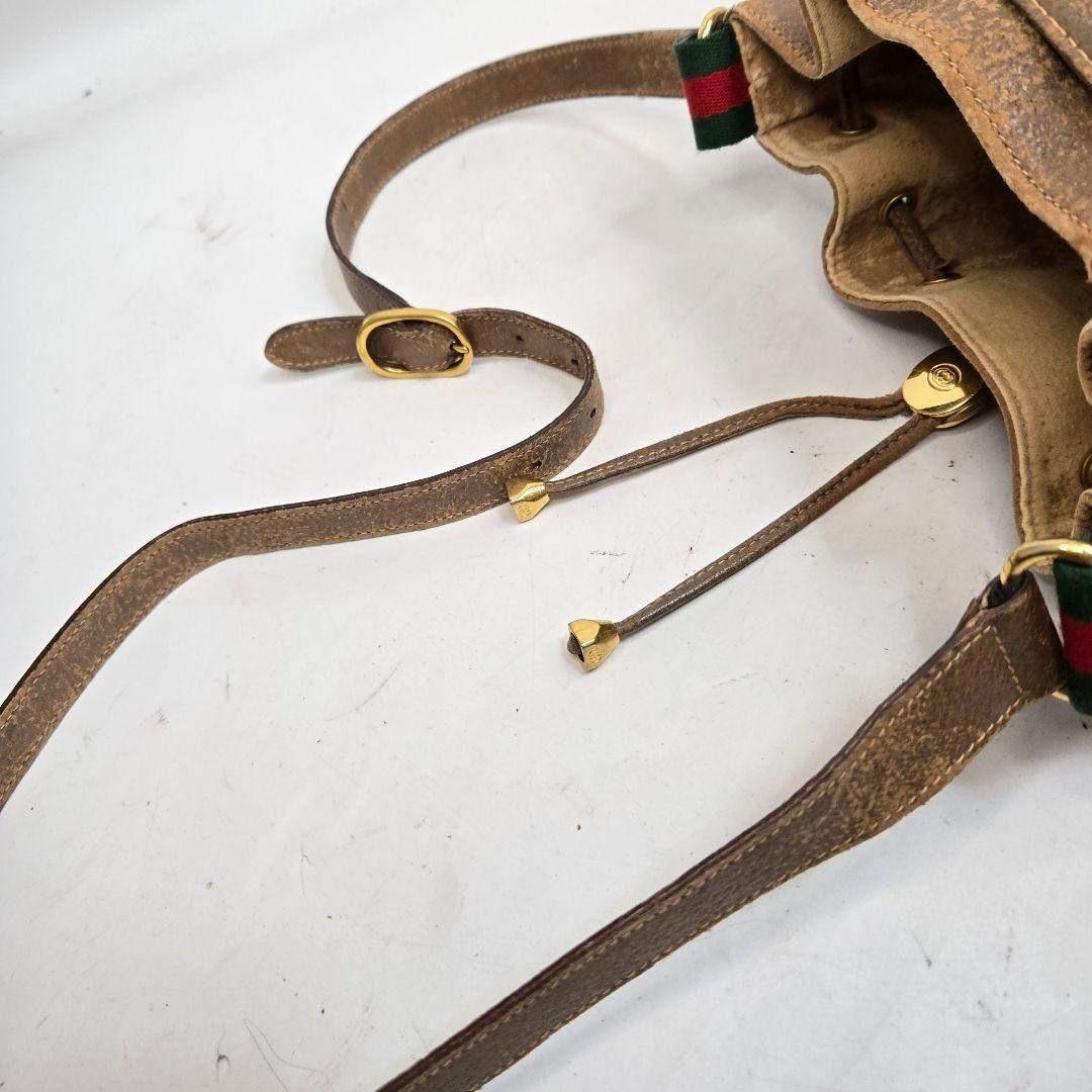 GUCCI ショルダーバッグ 巾着型 GGスプリーム シェリーライン