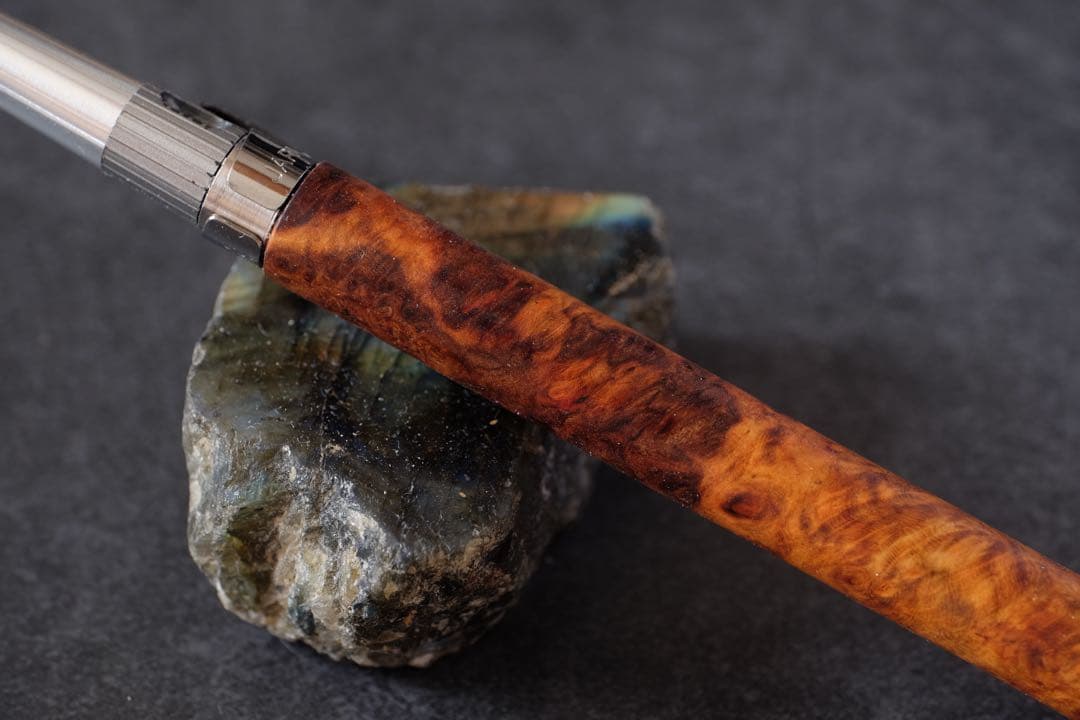 PG5木軸カスタム0224　高村杢工房 製図用シャープペンシル　花梨瘤紅白