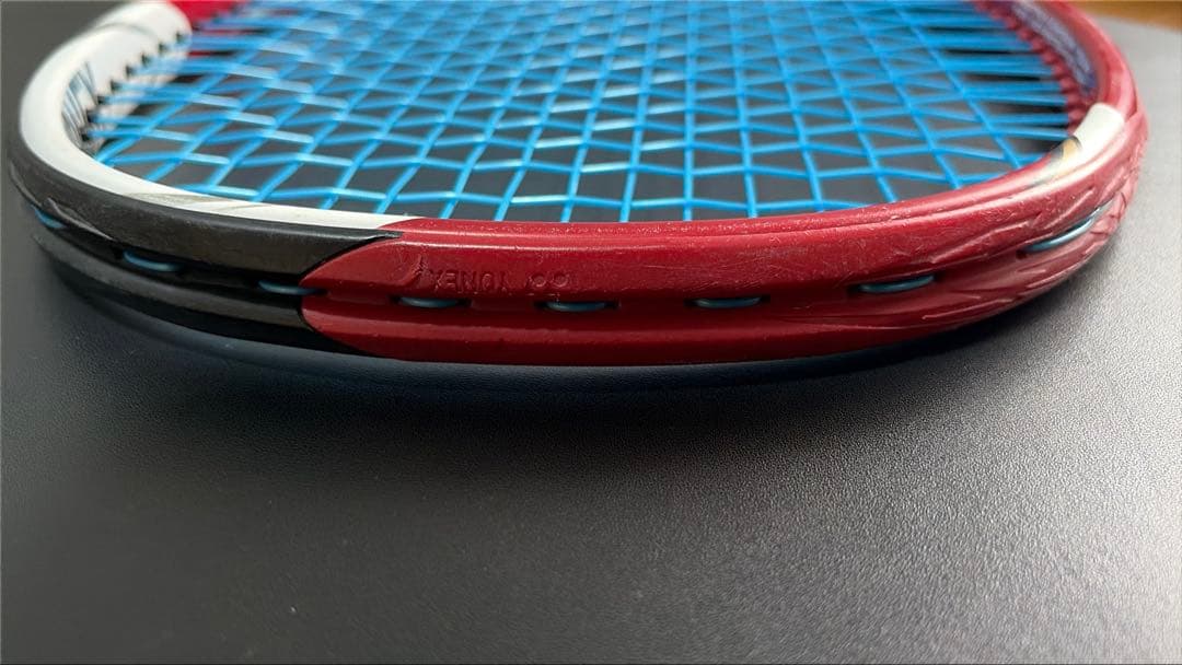 【特別価格】VCORE 98D テニスラケットG3 硬式 2011年モデル