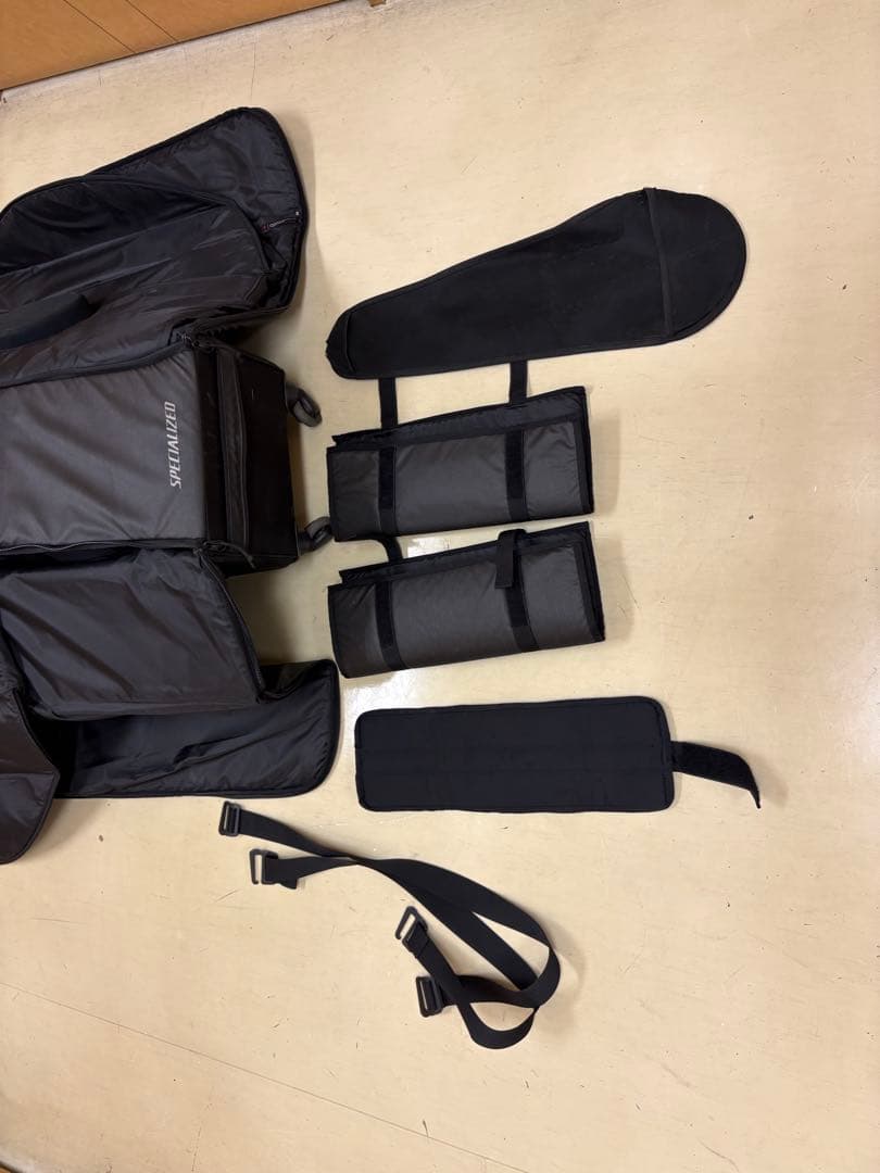 スペシャ SHIV Dics Ltd.トライアスロン用バイク専用ケース