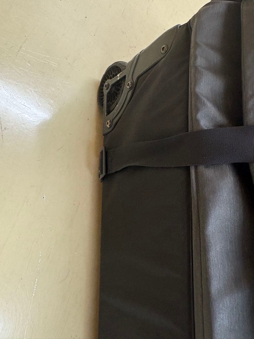 スペシャ SHIV Dics Ltd.トライアスロン用バイク専用ケース