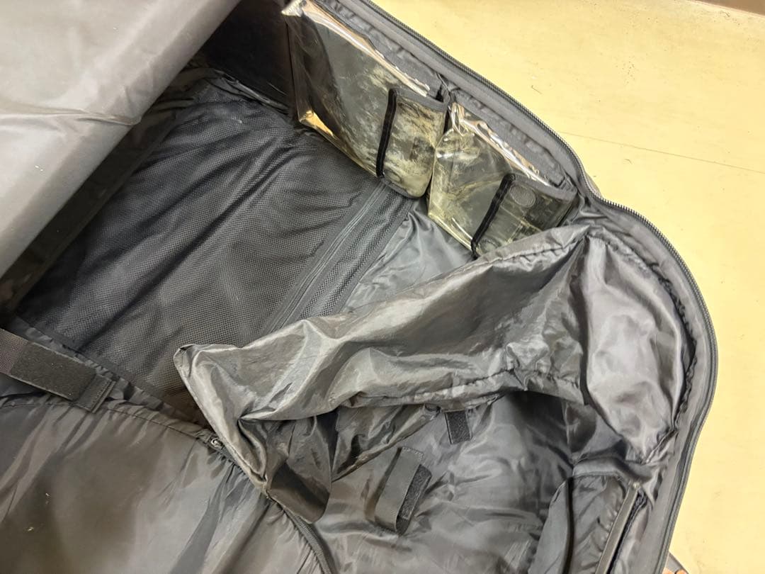 スペシャ SHIV Dics Ltd.トライアスロン用バイク専用ケース