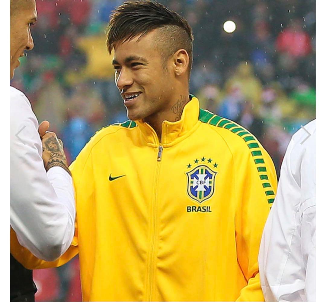 美品 サッカー ブラジル代表 トラックジャケット ジャージ Mサイズ ロゴ刺繍