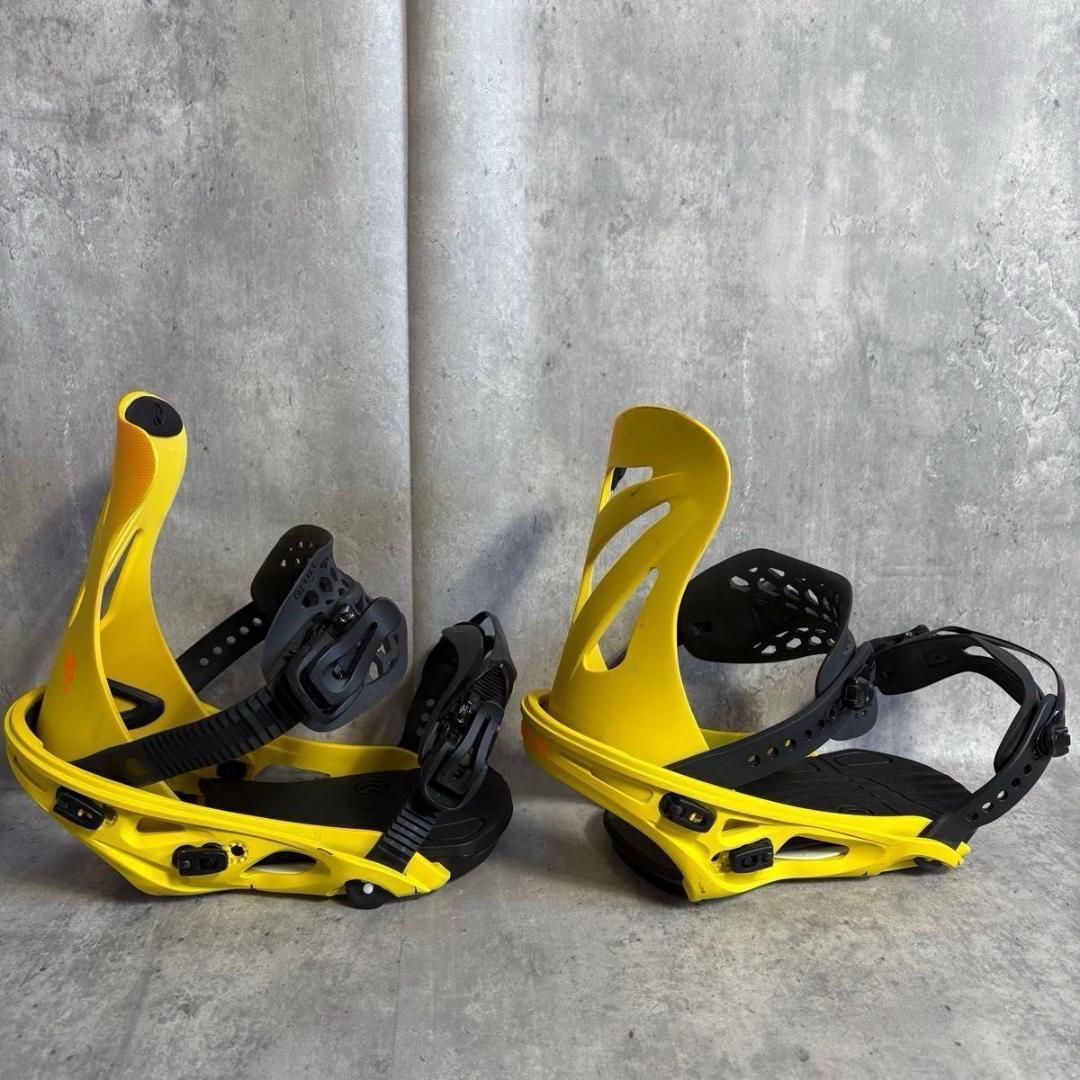 スノーボードセット レディース スプーン FLUX 初心者 146 板 可愛い