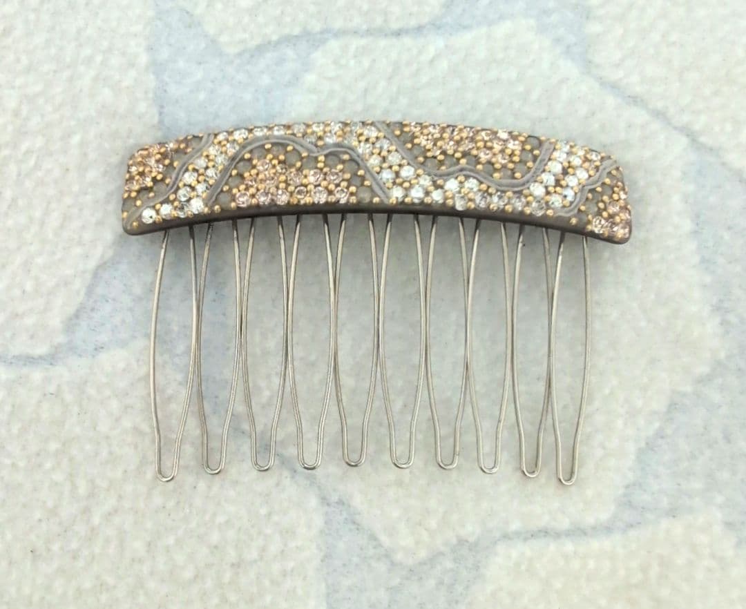 acca アッカ　コーム　ヘアアクセサリー スワロフスキー