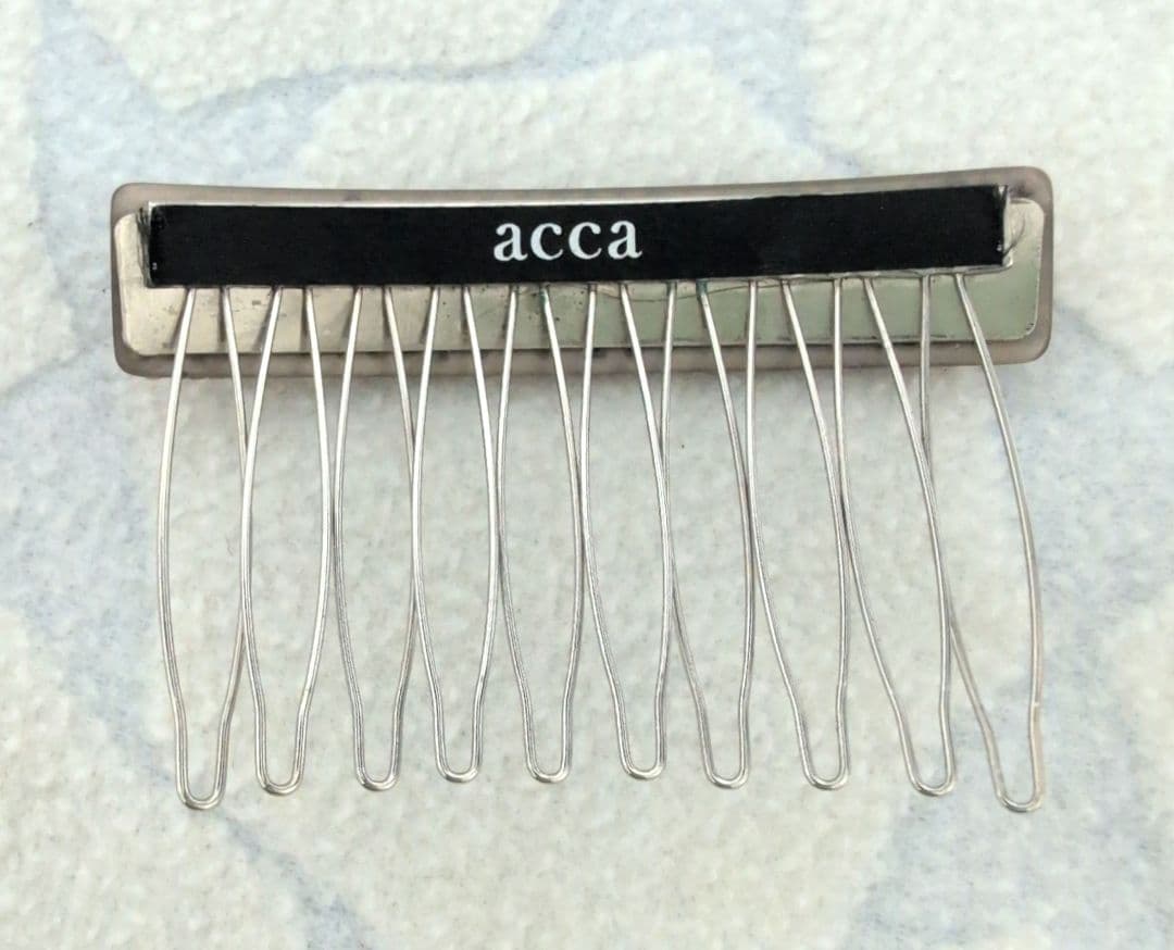 acca アッカ　コーム　ヘアアクセサリー スワロフスキー
