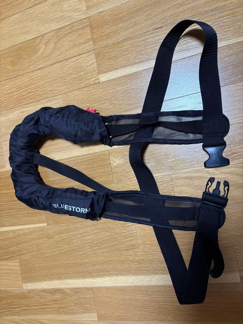 ブルーストーム　ライフジャケット　首掛け式