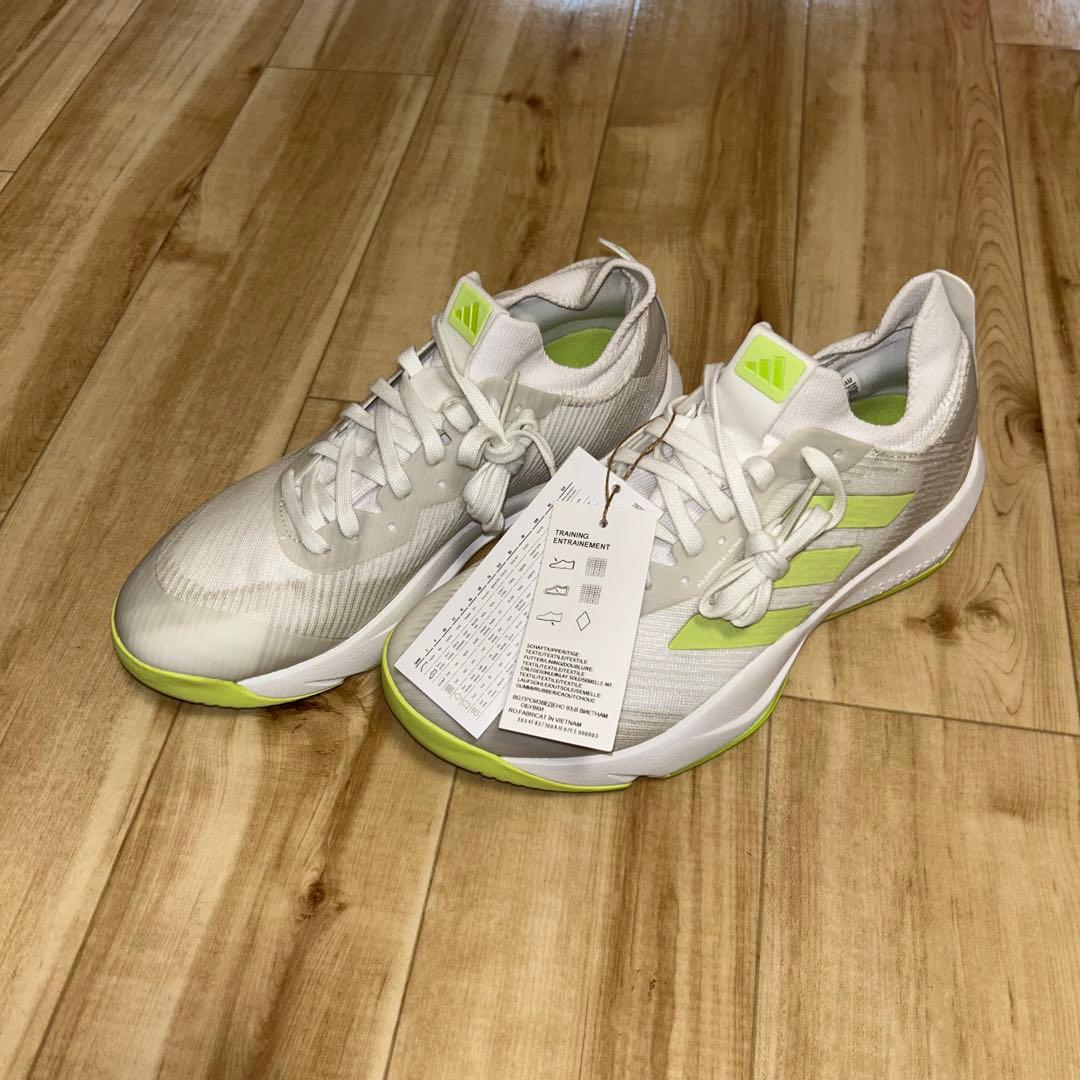 adidas レディース用トレーニングシューズ