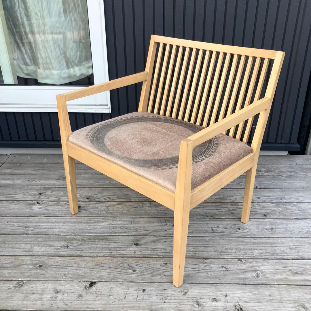 ① 北欧レトロ アダル セージ アームチェア 無垢材 木製椅子 ダイニングチェア