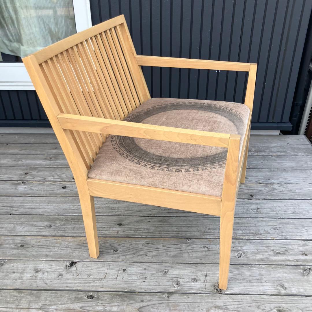 ① 北欧レトロ アダル セージ アームチェア 無垢材 木製椅子 ダイニングチェア