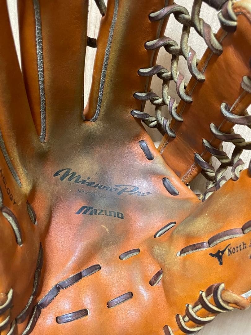 ミズノプロ4D硬式グローブ オレンジ　左投げ　外野手用