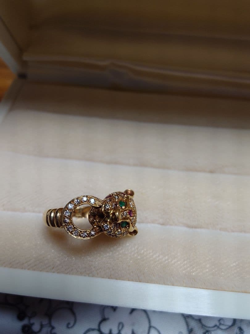 Panther　エメラルド、ルビー、ダイア指輪