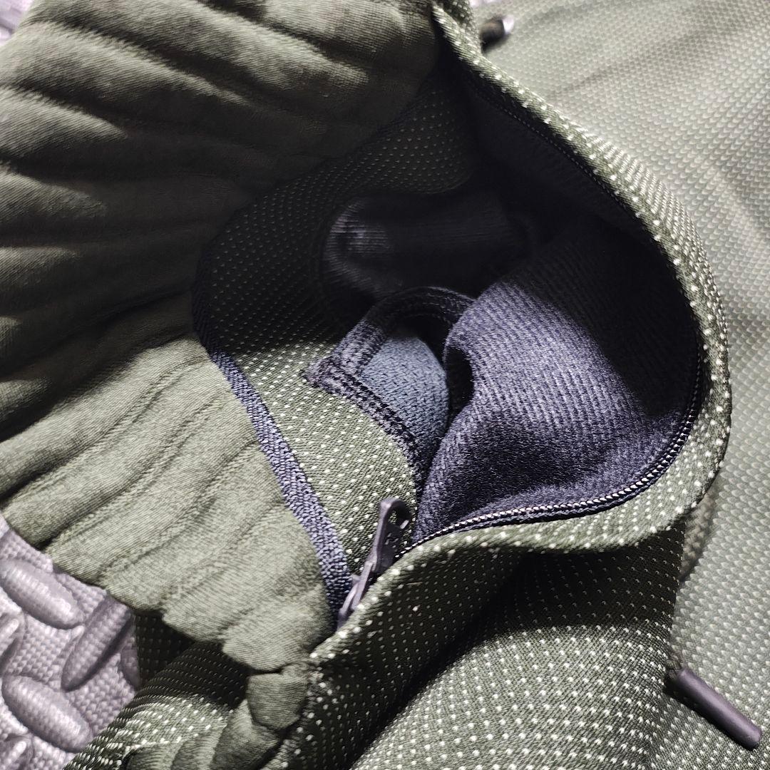 アンダーアーマー　ジャージ　セットアップ　グリーン　SMサイズ