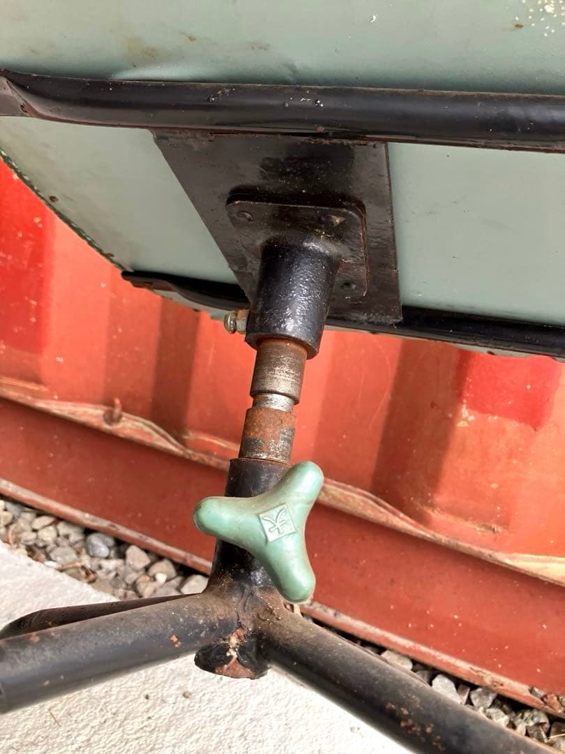 ヴィンテージ　インダストリアル回転昇降チェアー