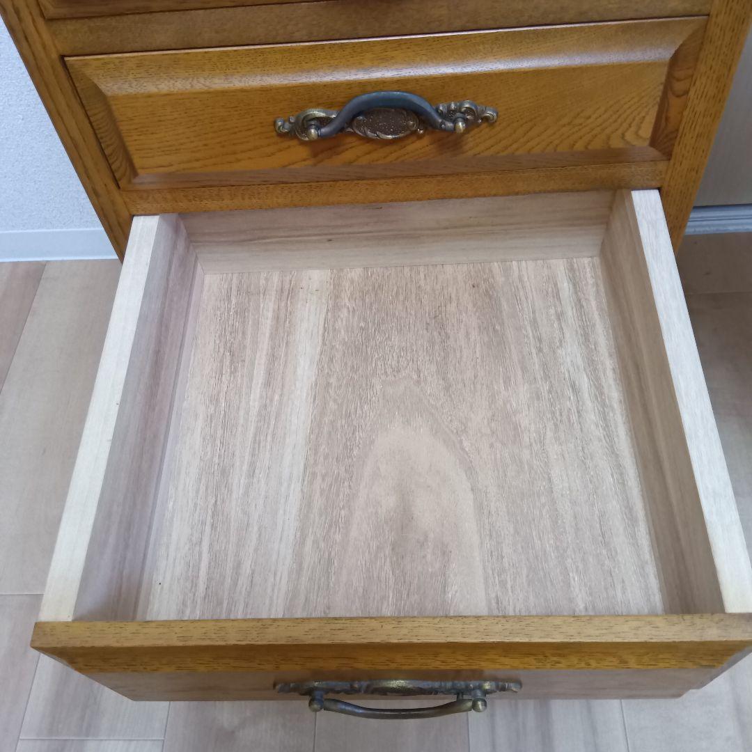 北欧 英国スタイル 彫刻入り キャビネット 収納棚 電話台 花台【送料込み】