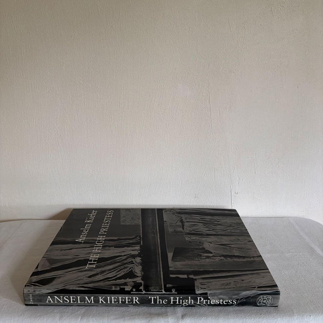 アート・デザイン・音楽 Anselm Kiefer The High Priestess