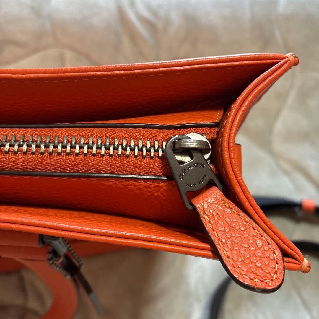 coach グラハムストラクチャートートバック　オレンジ