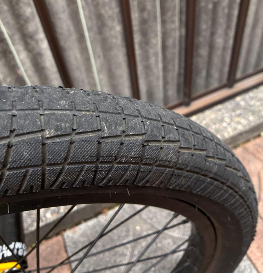 BMX ストリート　競技用　日本に一台　海外コラボ　　　手　40000円