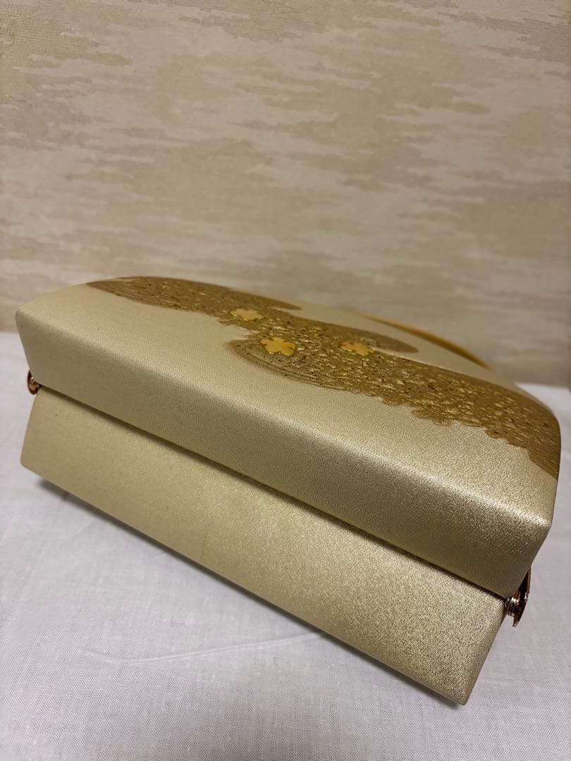 和装用草履バッグセット　金色　波模様　桜　螺鈿風装飾　金たたき　新品