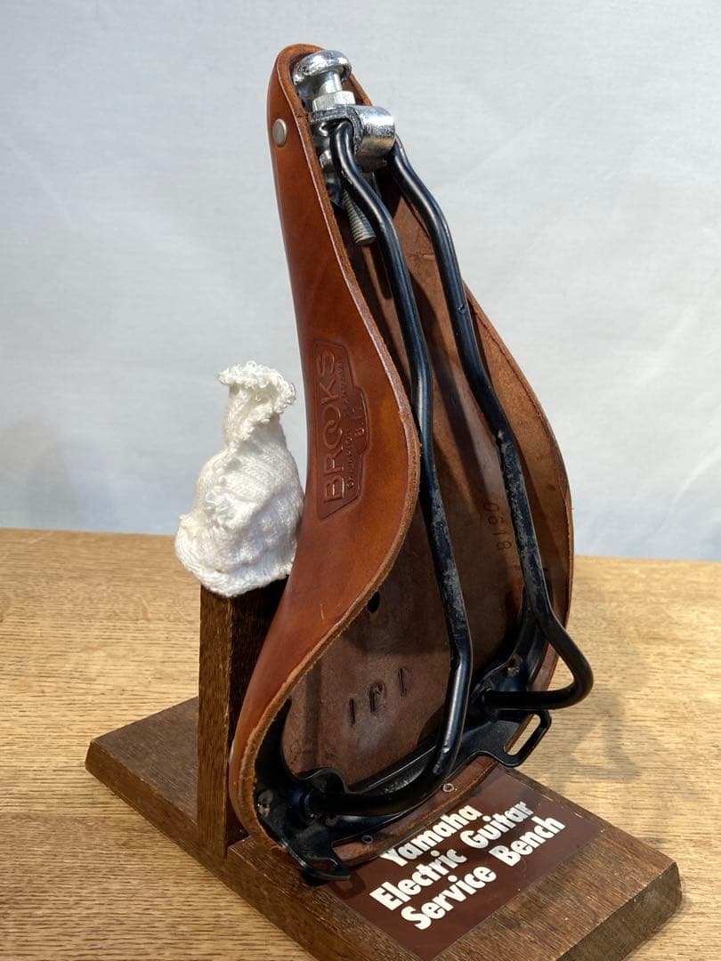 ブルックス B17 チャンピオン スタンダードBROOKS レザーサドルブラウン