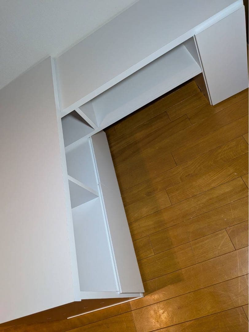 ■送料込■LOWYA伸縮式テレビ台 白 収納家具テレビボード24-40型推奨 棚