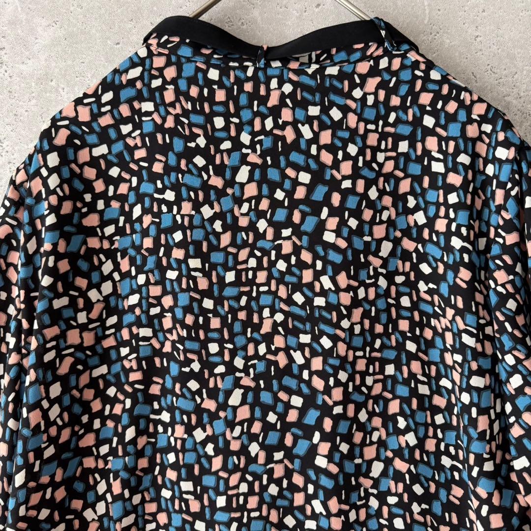 ANAYI イレギュラースクエアプリントタイ付きブラウス　23AW