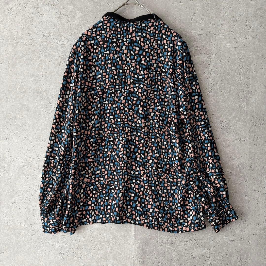 ANAYI イレギュラースクエアプリントタイ付きブラウス　23AW