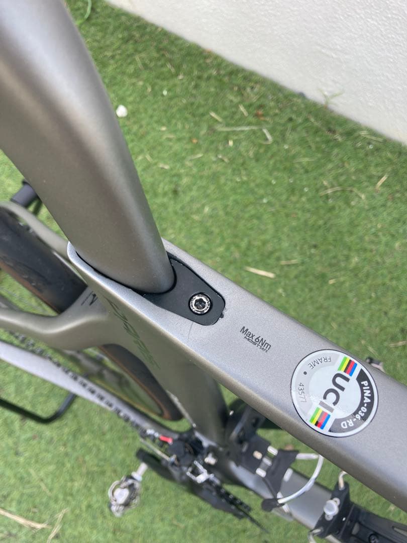 PINARELLO PARIS DISC 2021年モデル　 ※ホイールなし※