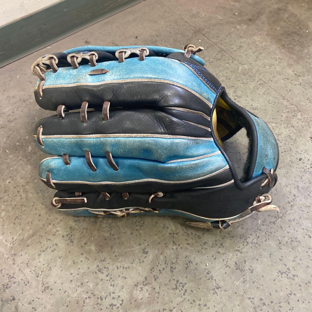 Alcaria 青/黒 硬式グローブ