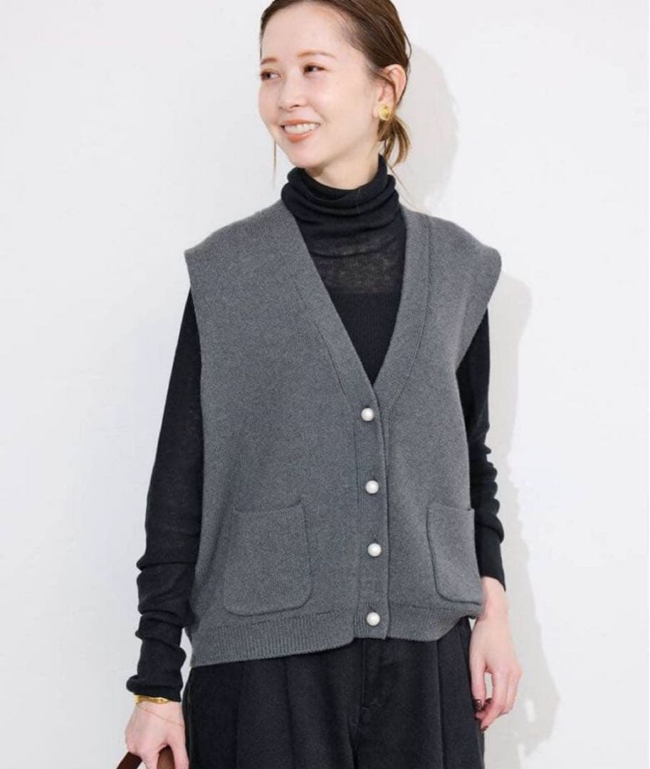 完売　SLOBE IENA パールニットベスト グレー
