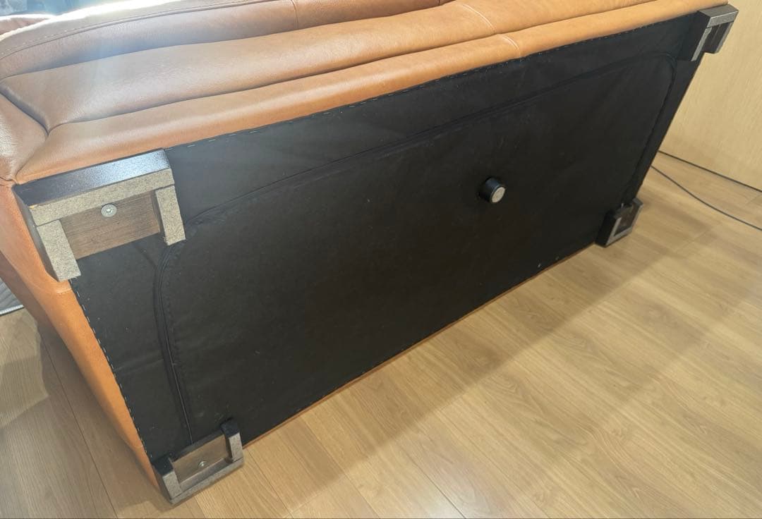 【ナツッジ社】3人掛けソファ【本革】