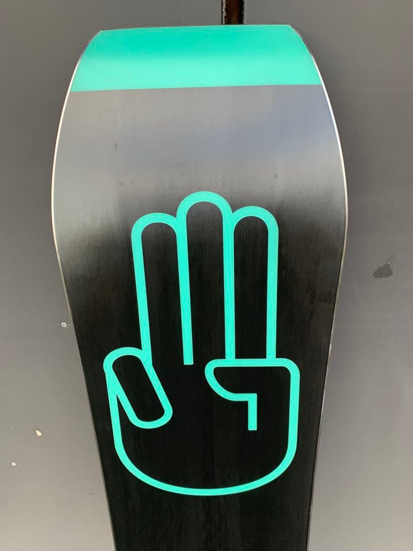 22-23バタレオン　Wallie スノーボード 151cm　昨シーズン１日使用