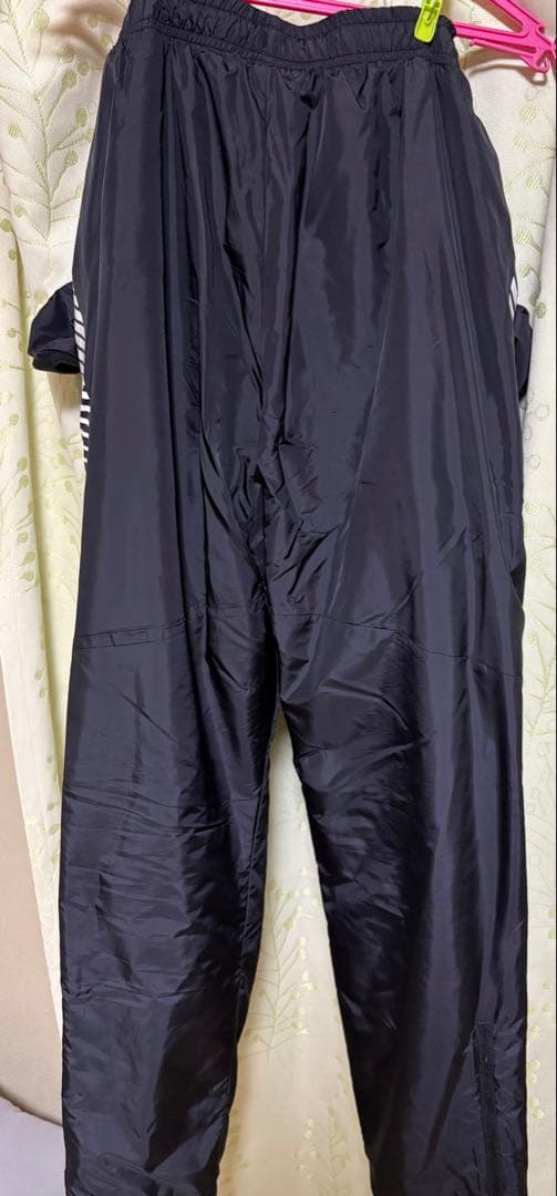 【値下げ中】ウィンドブレーカー asics セットアップ