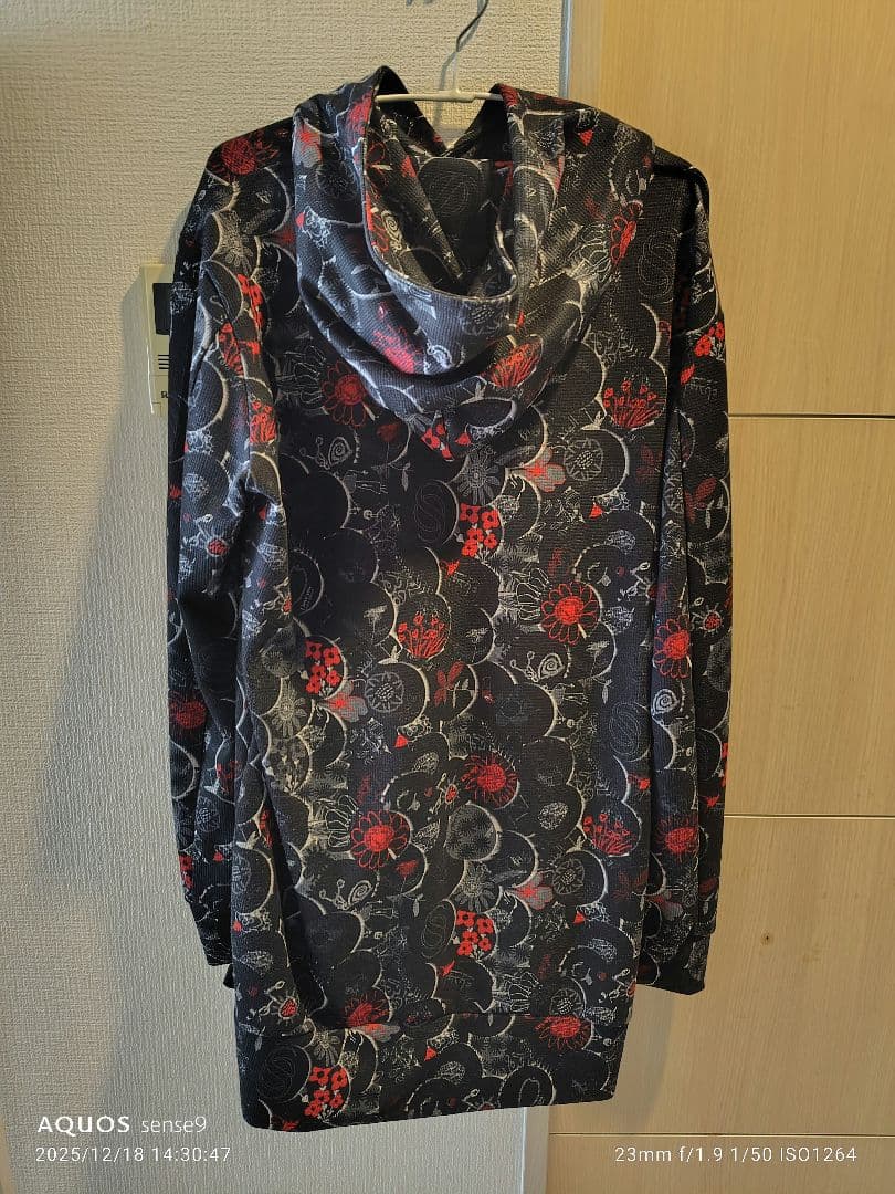 THE ONENESS パーカー & BESTBOUT Tシャツ