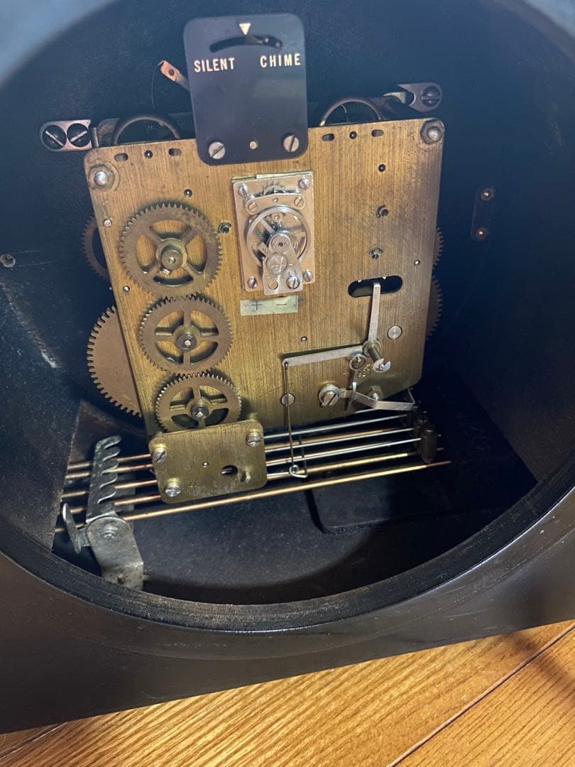 値下げしましたー‼️ セイコー モダン掛時計 大きめ 黒チャイムの音は本当に良い音