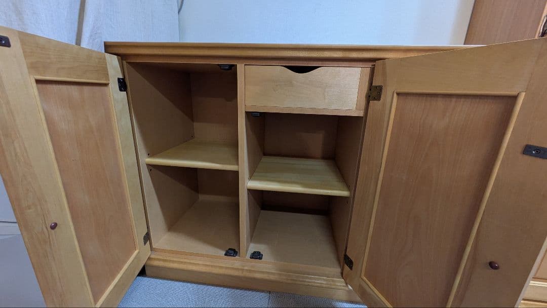 シャルドネ　アッサム　キッチンカウンター