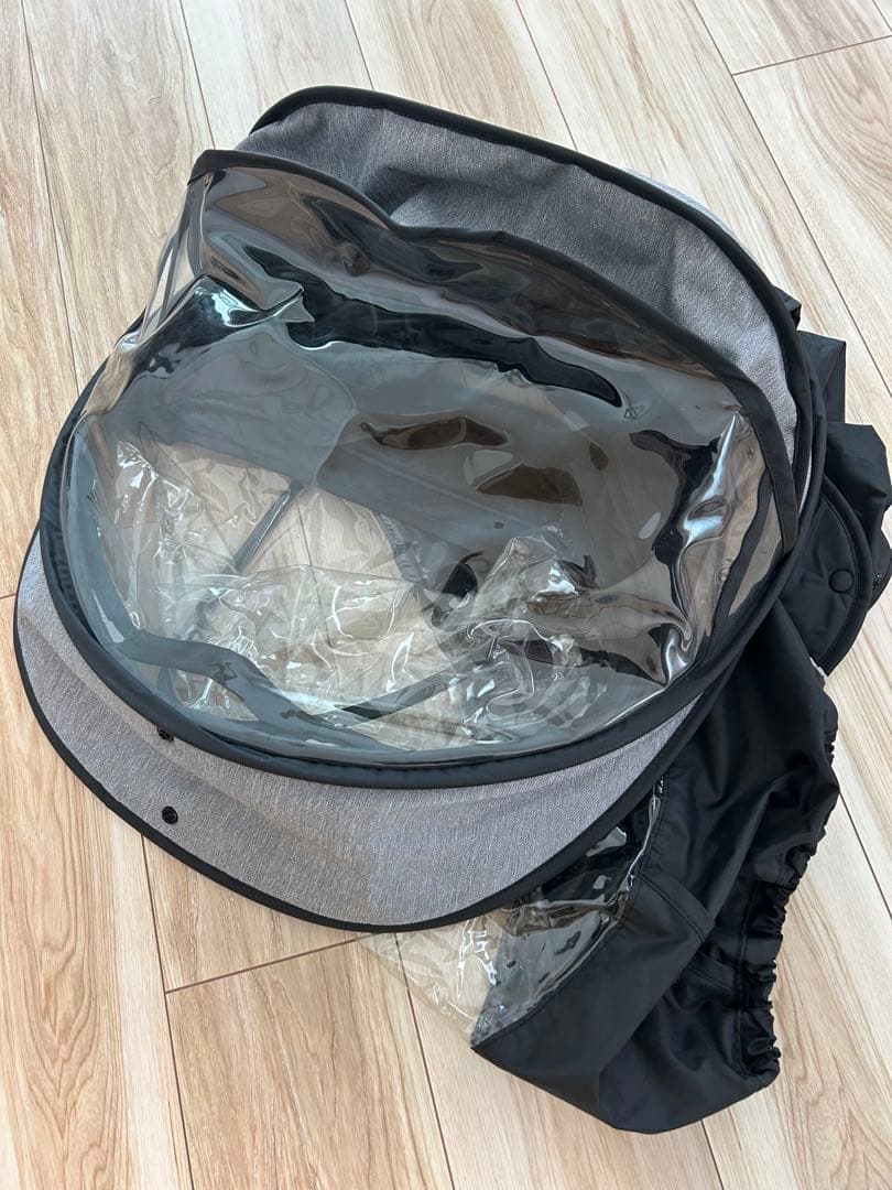 パナソニックギュットクルーム　チャイルドシートレインカバー