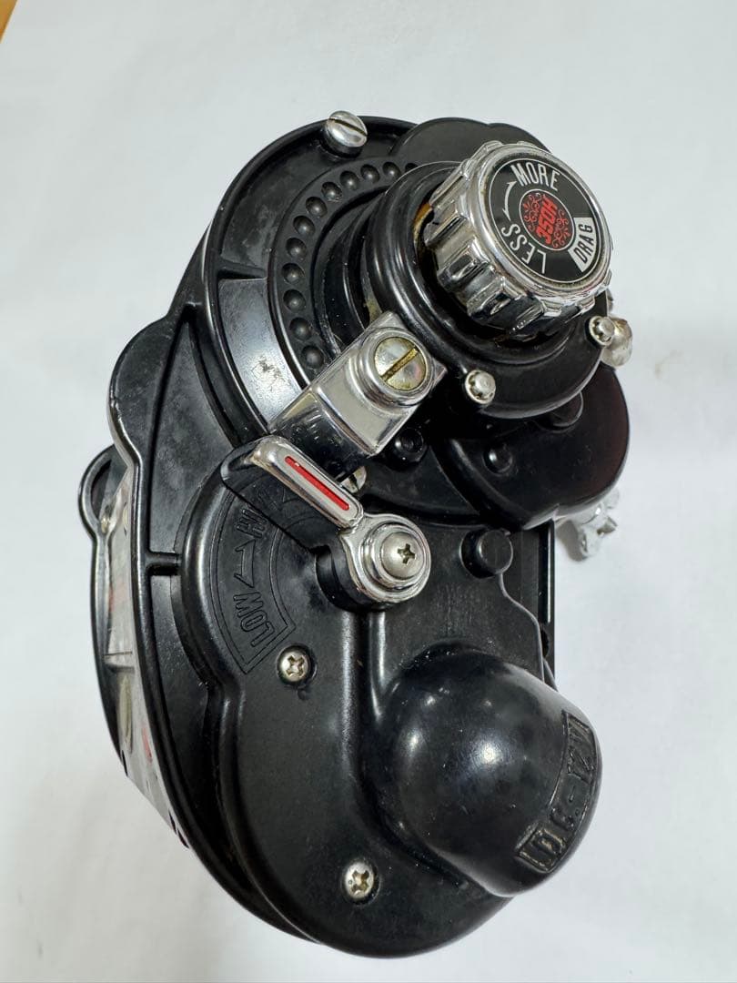 Miya Epoch 350H 電動リール