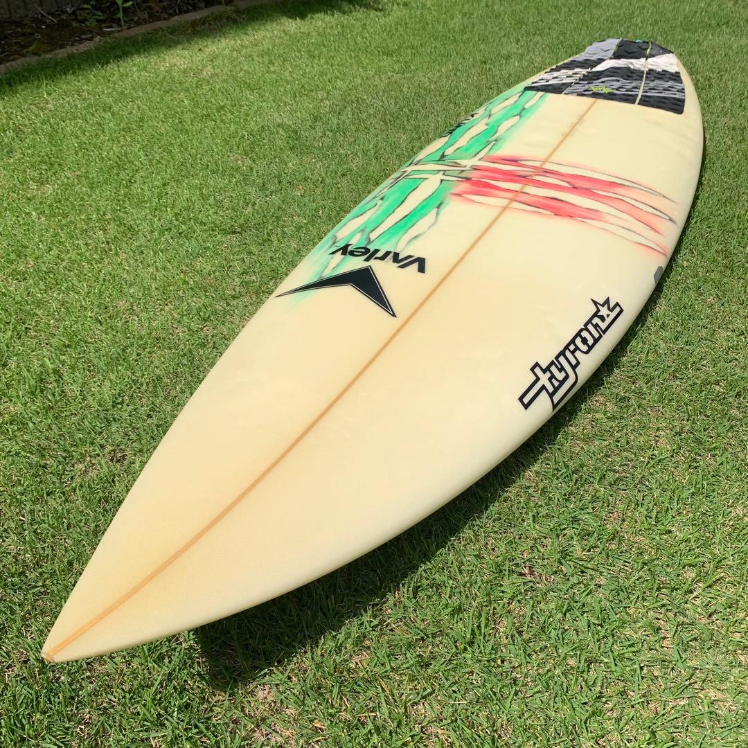 Varley ショートボード　サーフボード　5'10