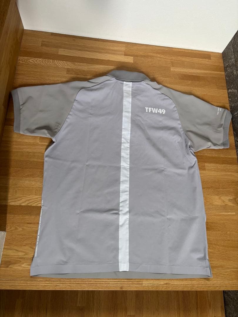 未使用〈TFW49〉ポロシャツ　L 2025年モデル