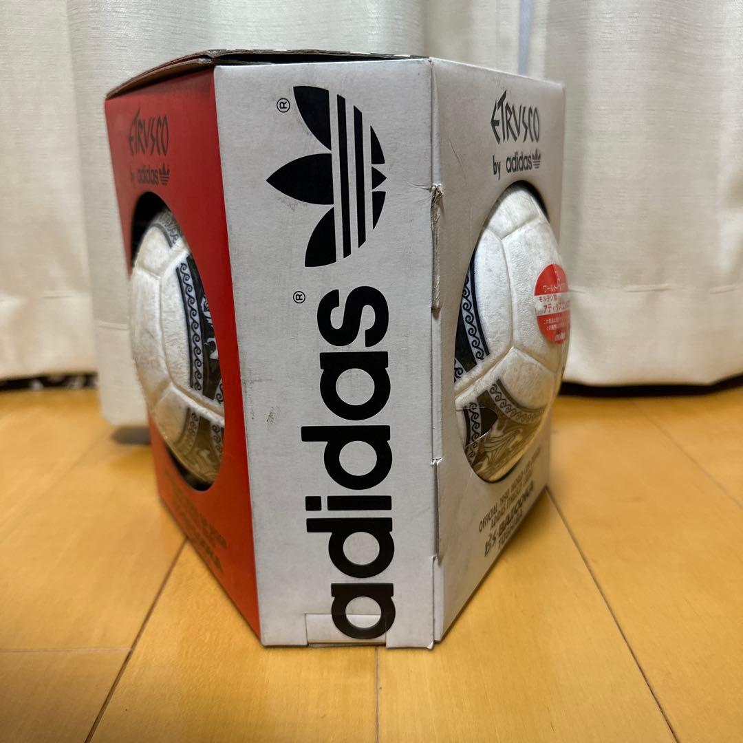 【希少品】 FIFA公式90 モルテン製 adidas エトルスコサッカーボール
