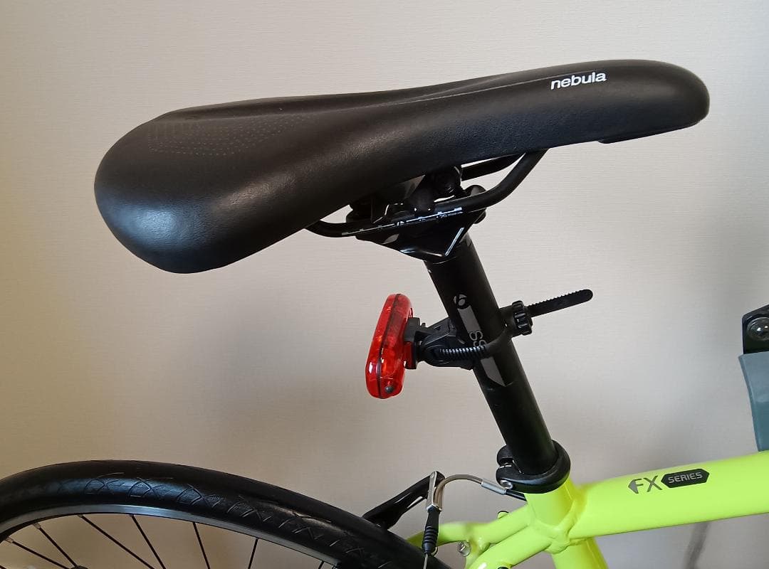 【超美品】クロスバイク TREK 7.4FX トレック　定価8.8万円