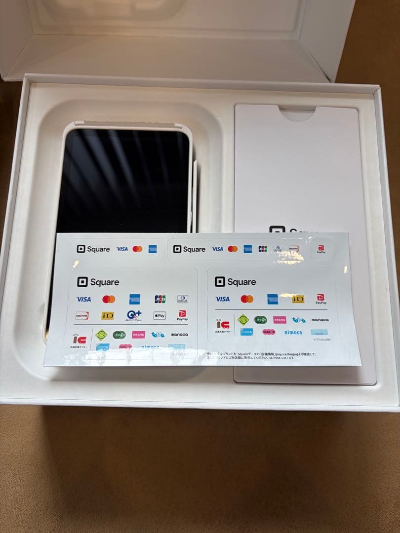 新品未使用 Square ターミナル決済端末+ レシートロール20巻セット