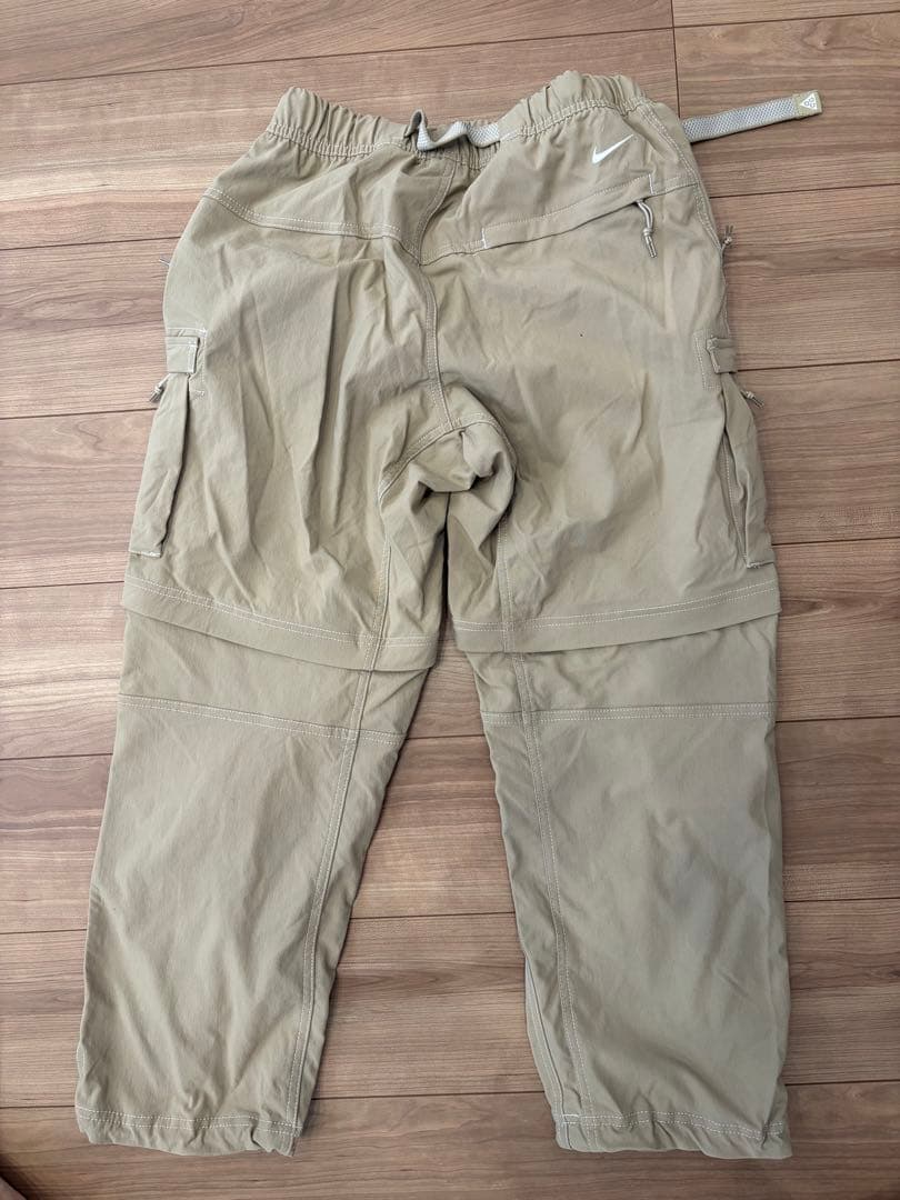 NIKE ACG ベージュ カーゴパンツ Sサイズ