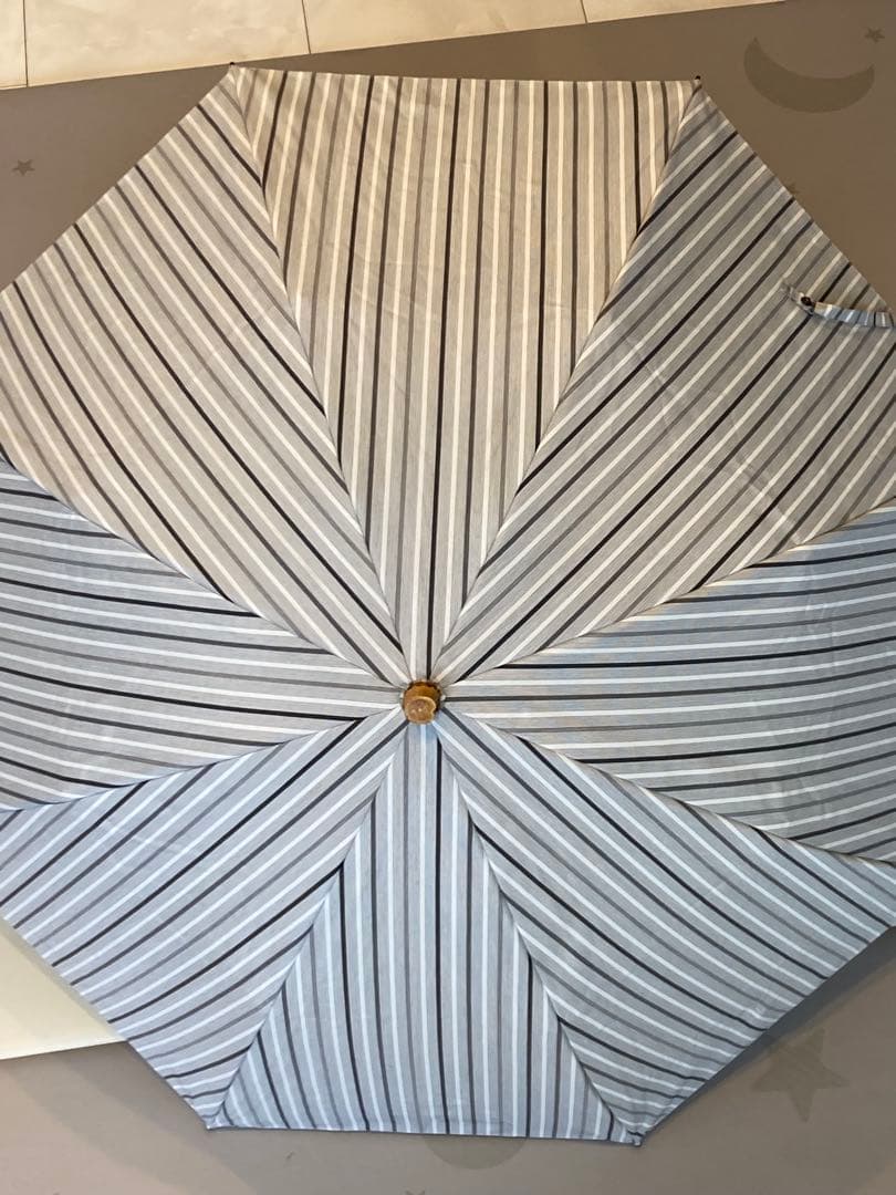 ストライプ柄 折りたたみ日傘 サンバリア100 大判