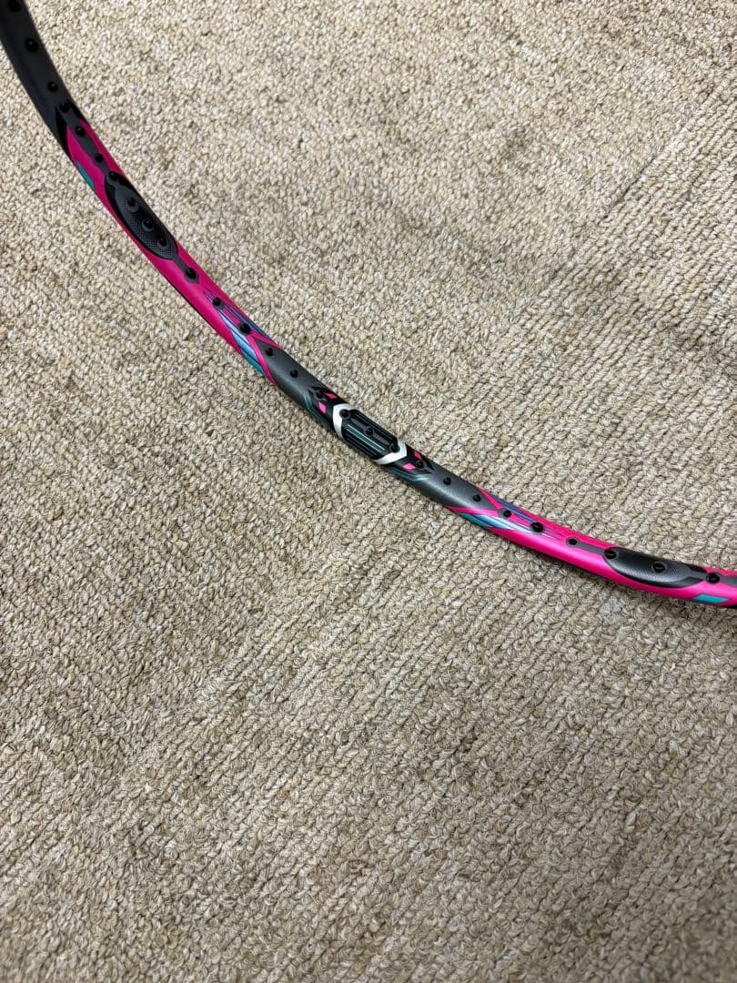 【美品】YONEX ヨネックス バドミントンラケット ARCSABER1 ケース