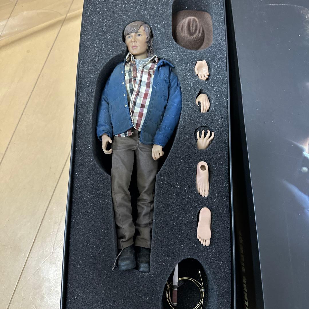 Zombie Hunter Carl 1/6スケールフィギュアモーガンカール